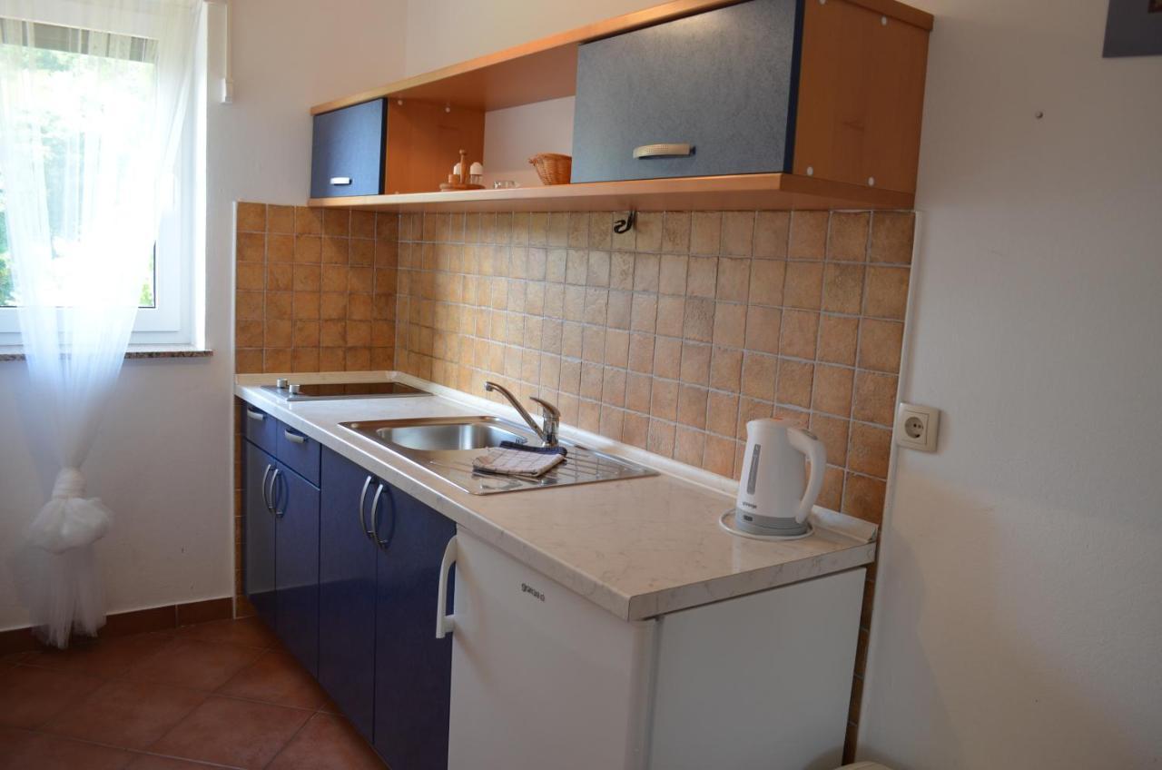 Apartments Leticia I Башка Екстер'єр фото