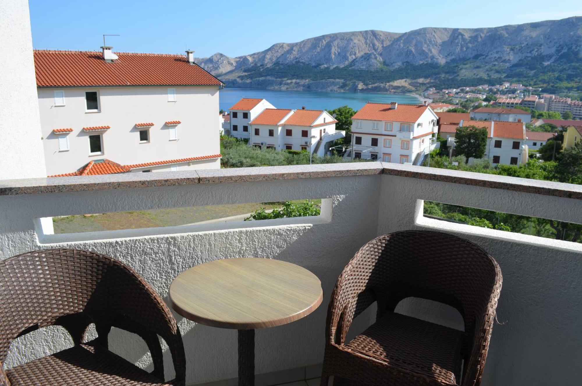 Apartments Leticia I Башка Екстер'єр фото