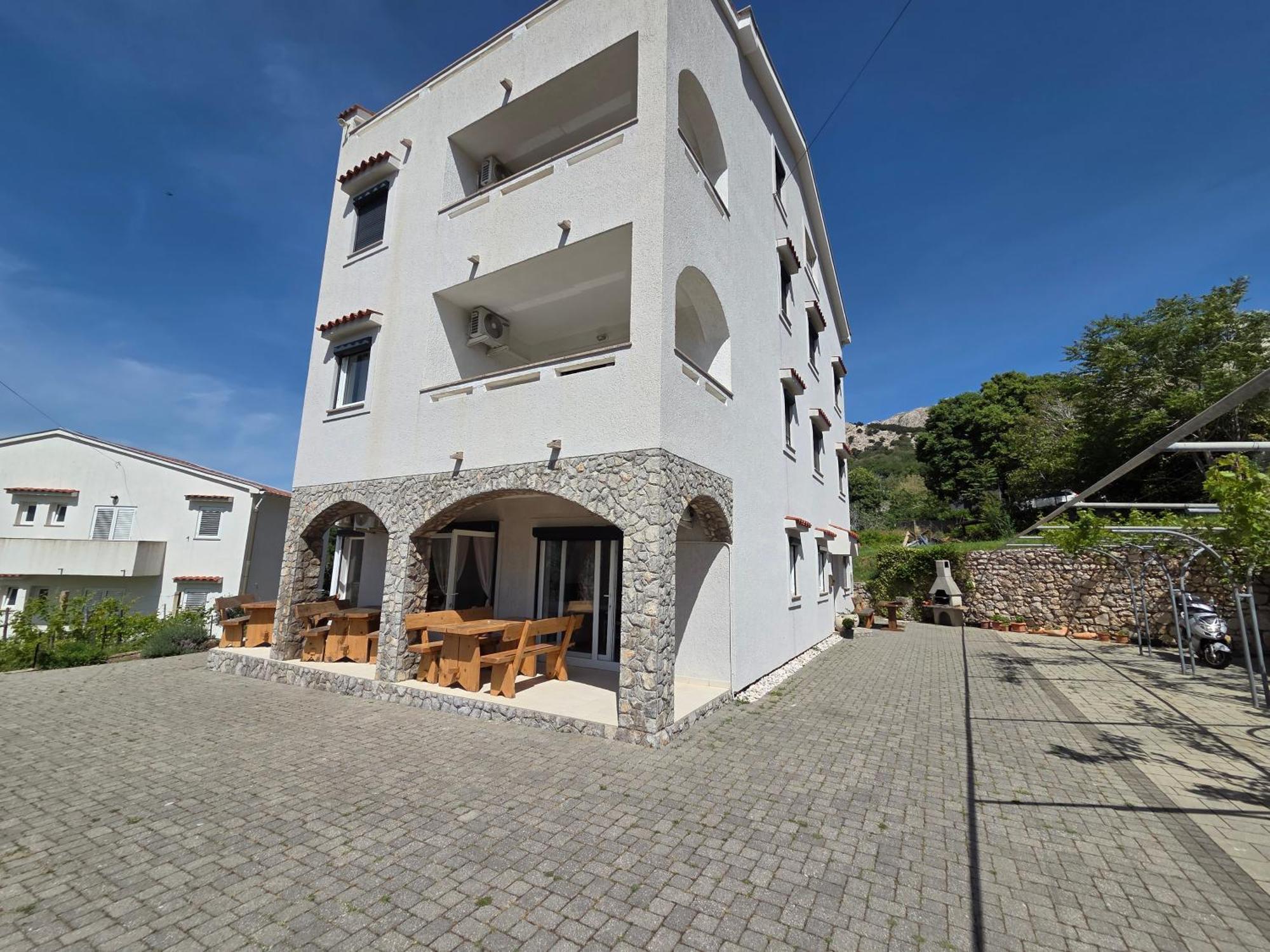 Apartments Leticia I Башка Екстер'єр фото